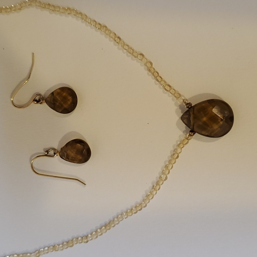 SET: Beaded Pendant Necklace & Earrings